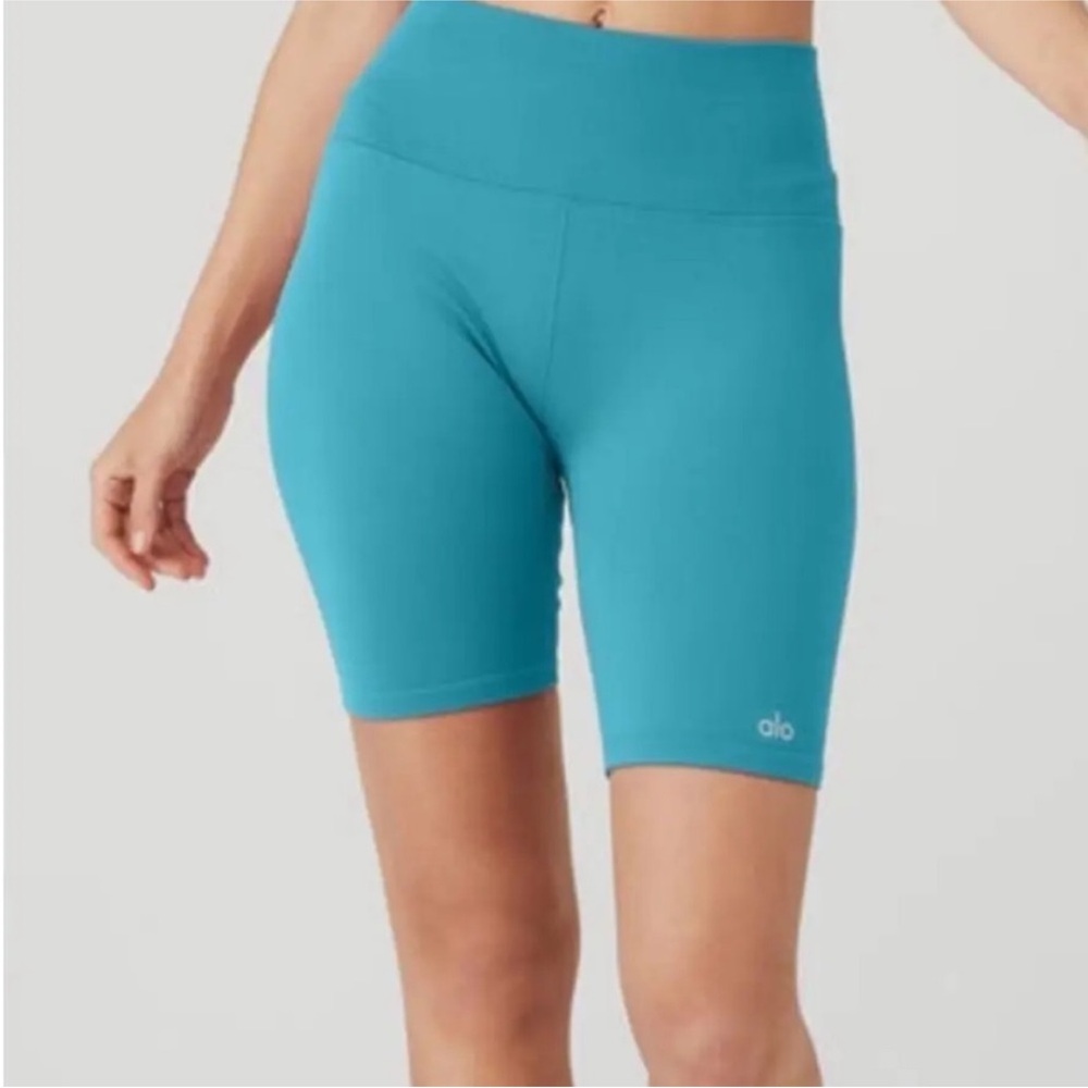 ALO Yoga Ribbed Women's Blue High-Waist Shorts